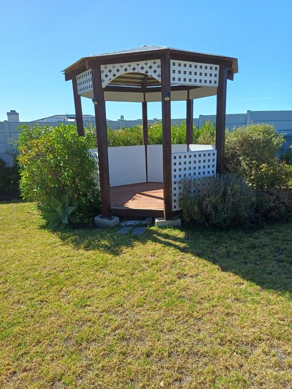 2 Bedroom Property for Sale in Kleinbaai Western Cape